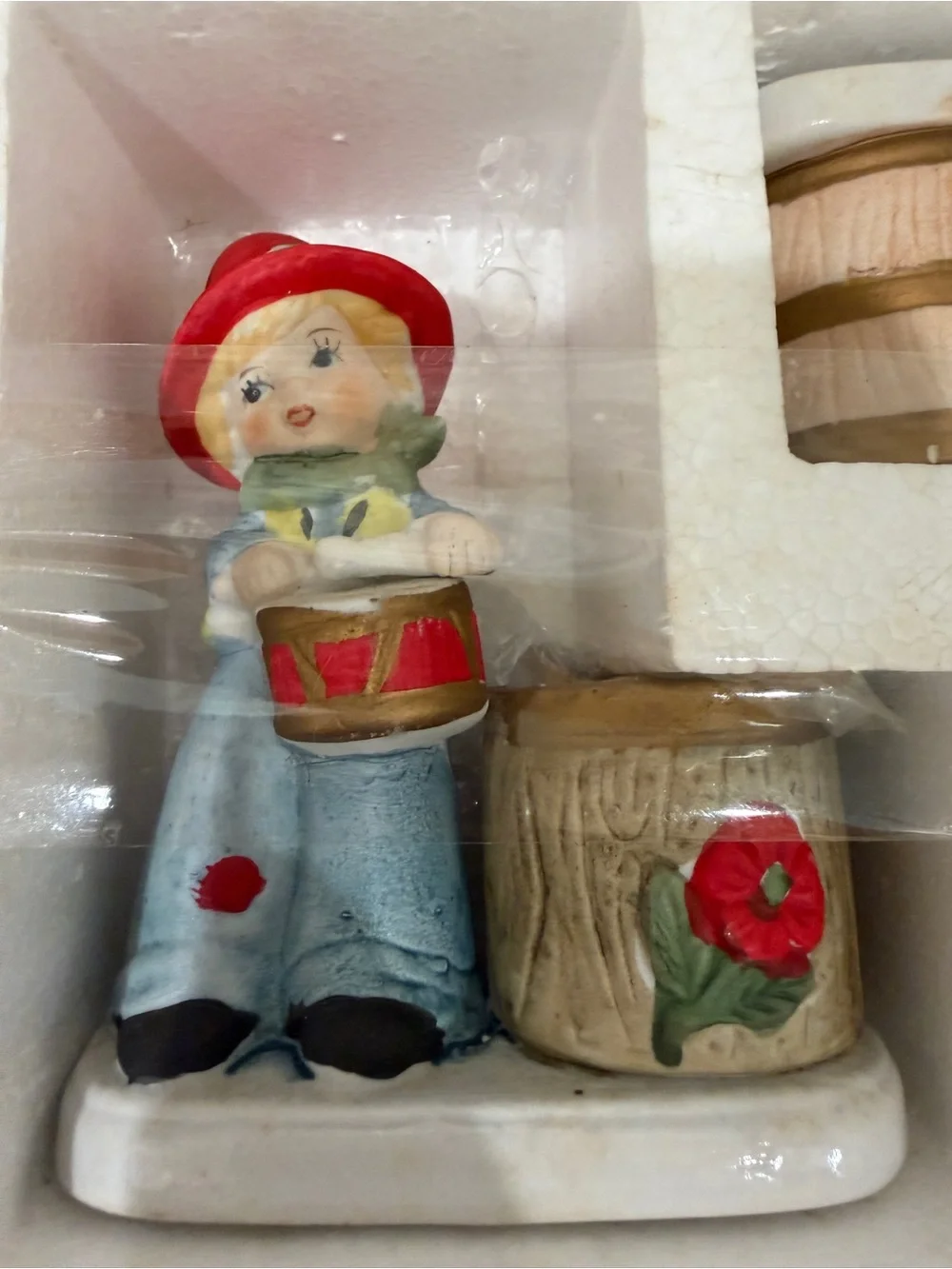 Vintage Jasco 1978 Christmas Lovekins Ceramic Votice & Figurine Set of 8